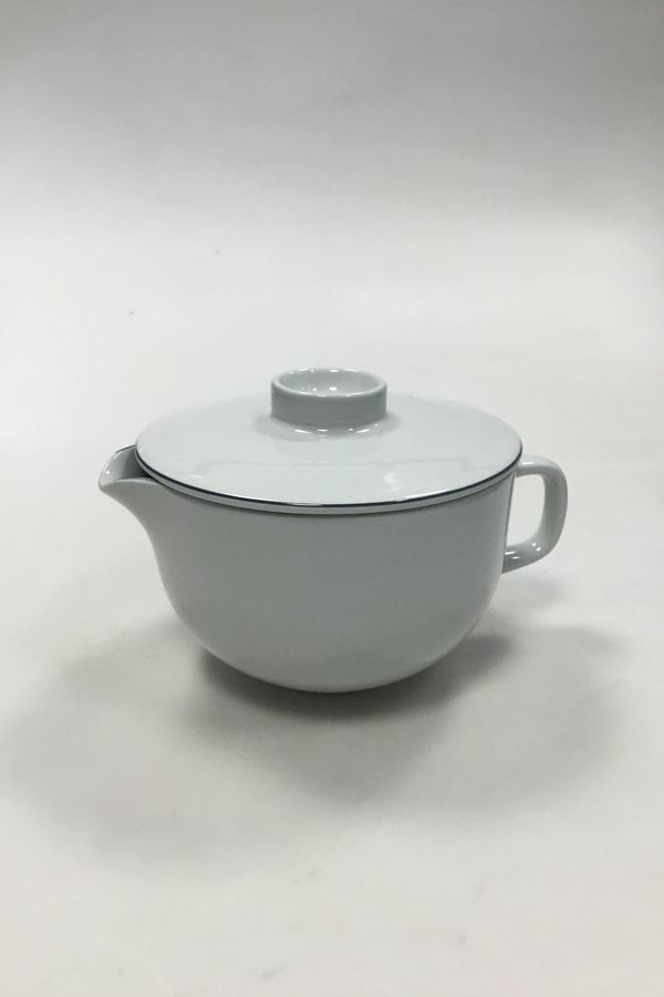 Royal Copenhagen Blue Line Sauce Bowl with Lid No 3085