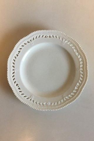 Royal Copenhagen Flora Danica Pearl pattern White Plate with pierced border 3554