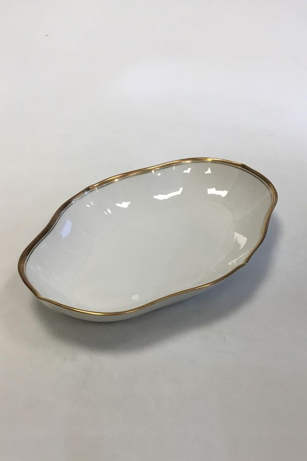 Royal Copenhagen Pattern Nr. 1222 Oval plate No. 9026