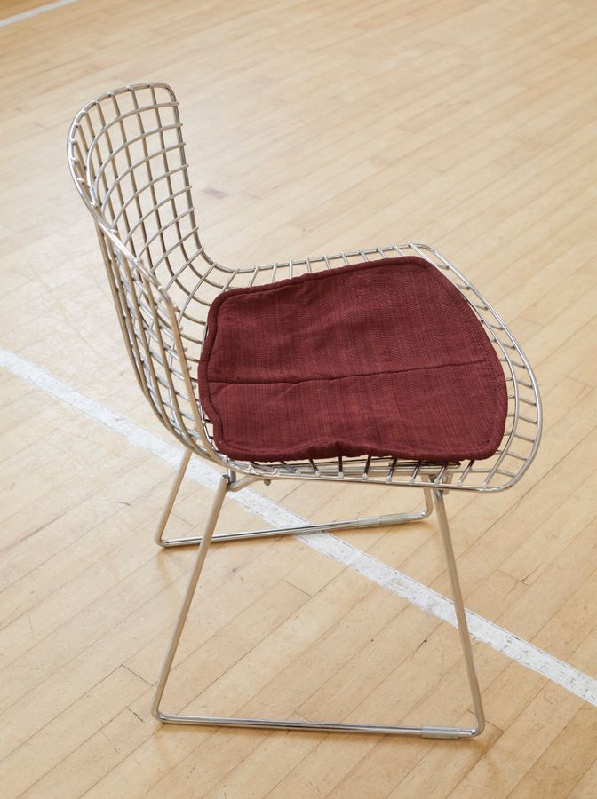 Antique 4 Orignal Harry Bertoia chairs for Knoll International