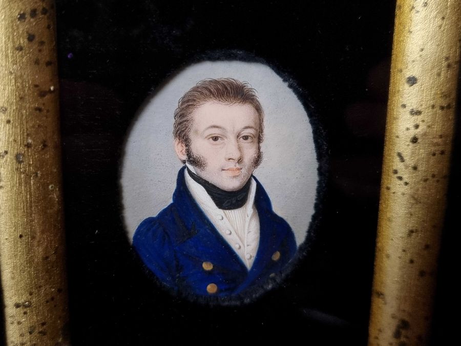 Antique Circa 1820's Fine American Miniature Watercolour Portrait Painting Of A Affluent Gentleman 