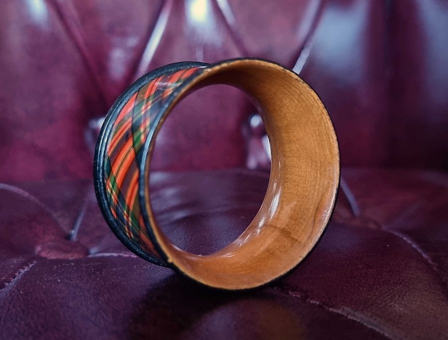 Antique Superb Antique Tartan Ware Napkin Ring, Mauchline Ware, 19th Century Treen