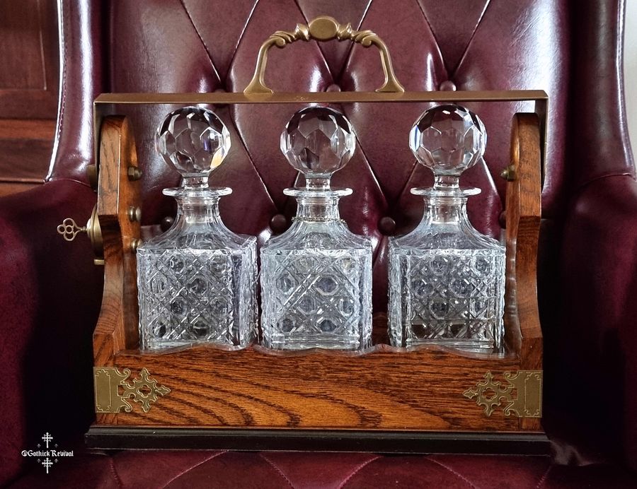 Antique Exquisite Antique 19th Century Oak & Glass Tantalus Drinks Decanter, Victorian Gothic Revival Brass