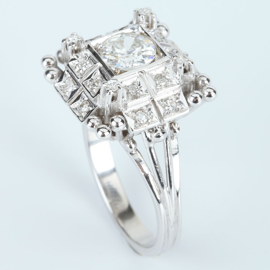 Antique White Gold Ring with Diamonds