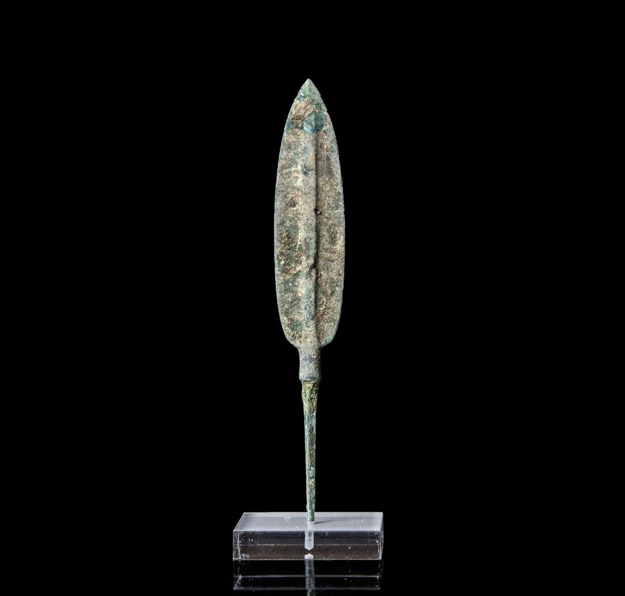 Antique Luristan Iron-age bronze arrowhead point