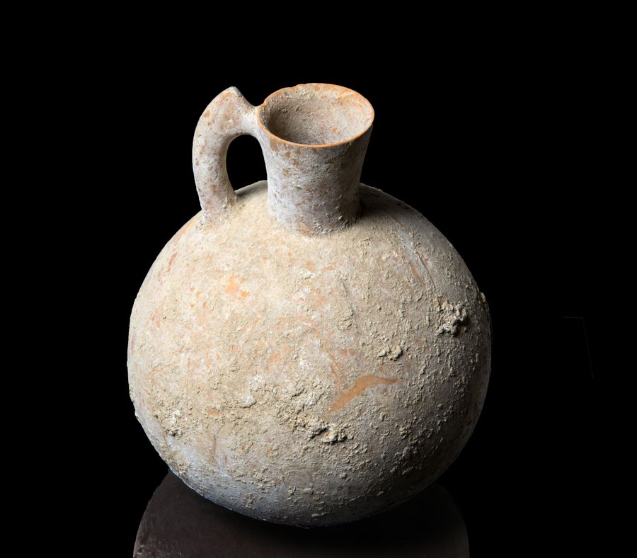 Antique Amlash Iron-age pitcher