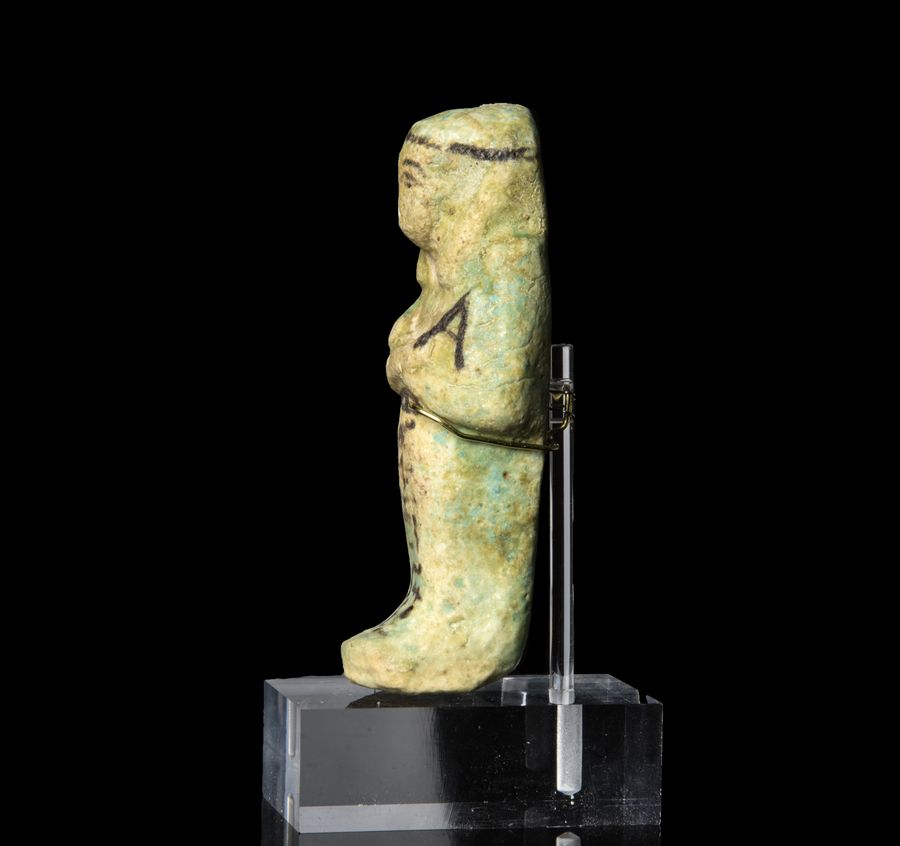 Antique Egyptian shabti for Nes-Chonsu Circa 850 BC. 