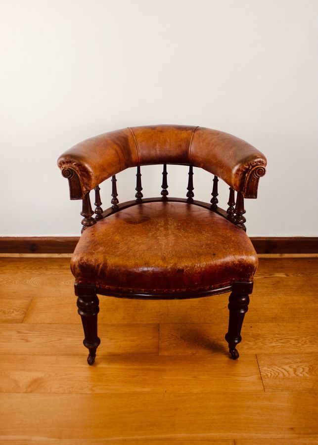 Antique Victorian Oak Framed & Leather Upholstered Club Elbow Chair