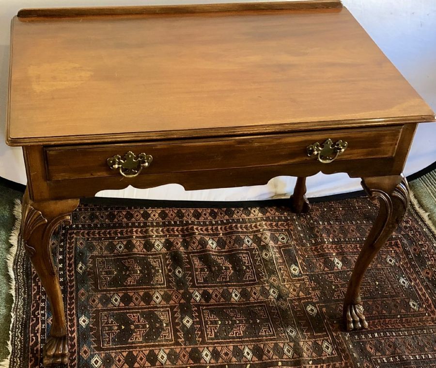 Antique Antique Mahogany silver or side table by Gillows of Lancaster, Victorian ca. late 19th C.