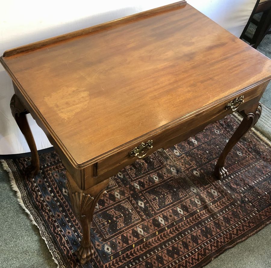 Antique Antique Mahogany silver or side table by Gillows of Lancaster, Victorian ca. late 19th C.