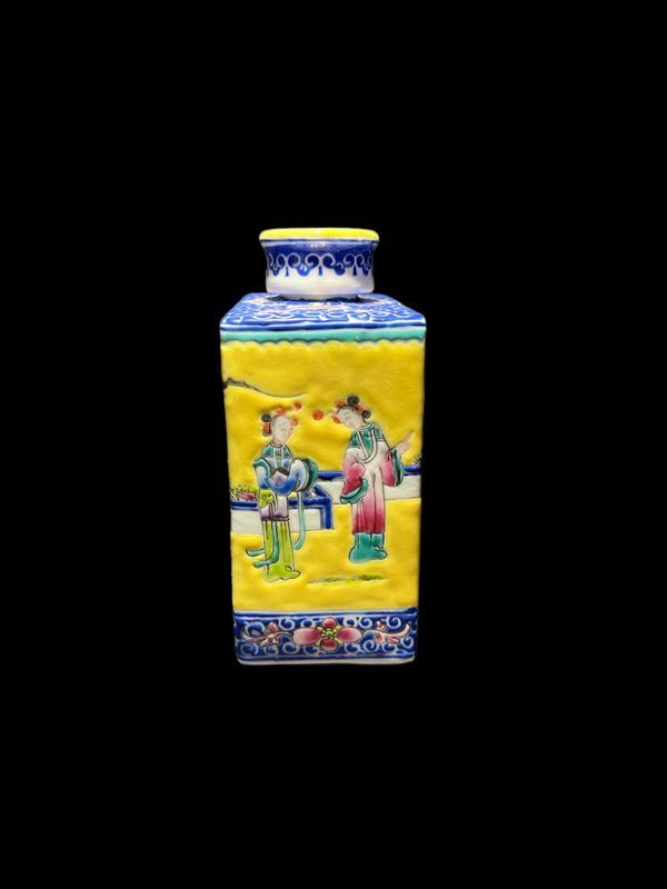 Antique chinese bottle