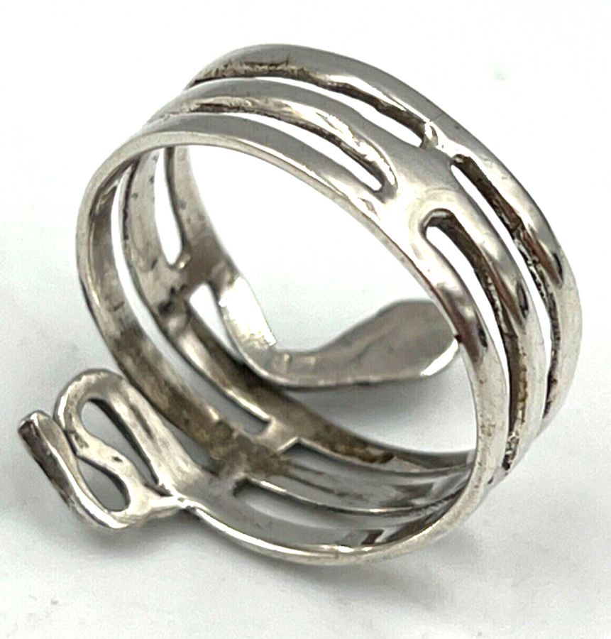 Antique Antique Art Deco Hand Made Sterling Silver Coiled Snake Ring Size O. US 7