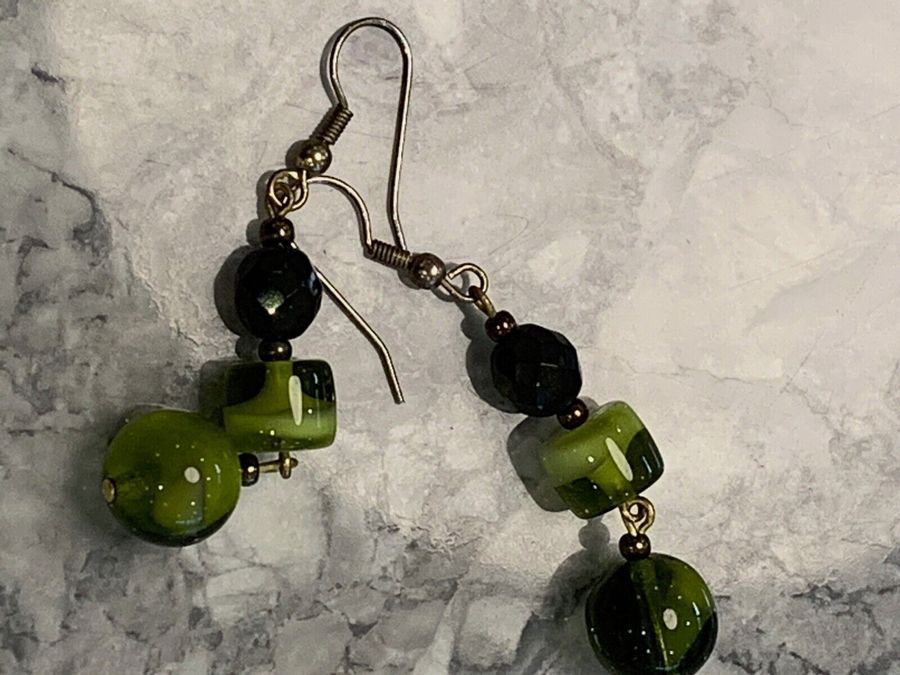 Antique Vintage Art Deco Venetian Green Murano Earrings