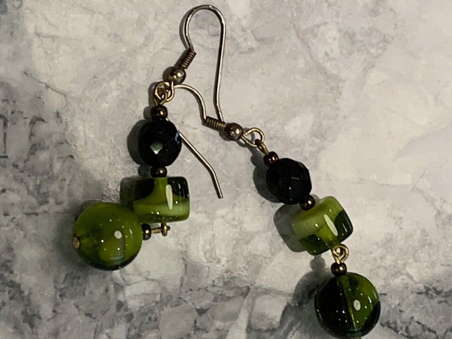 Antique Vintage Art Deco Venetian Green Murano Earrings