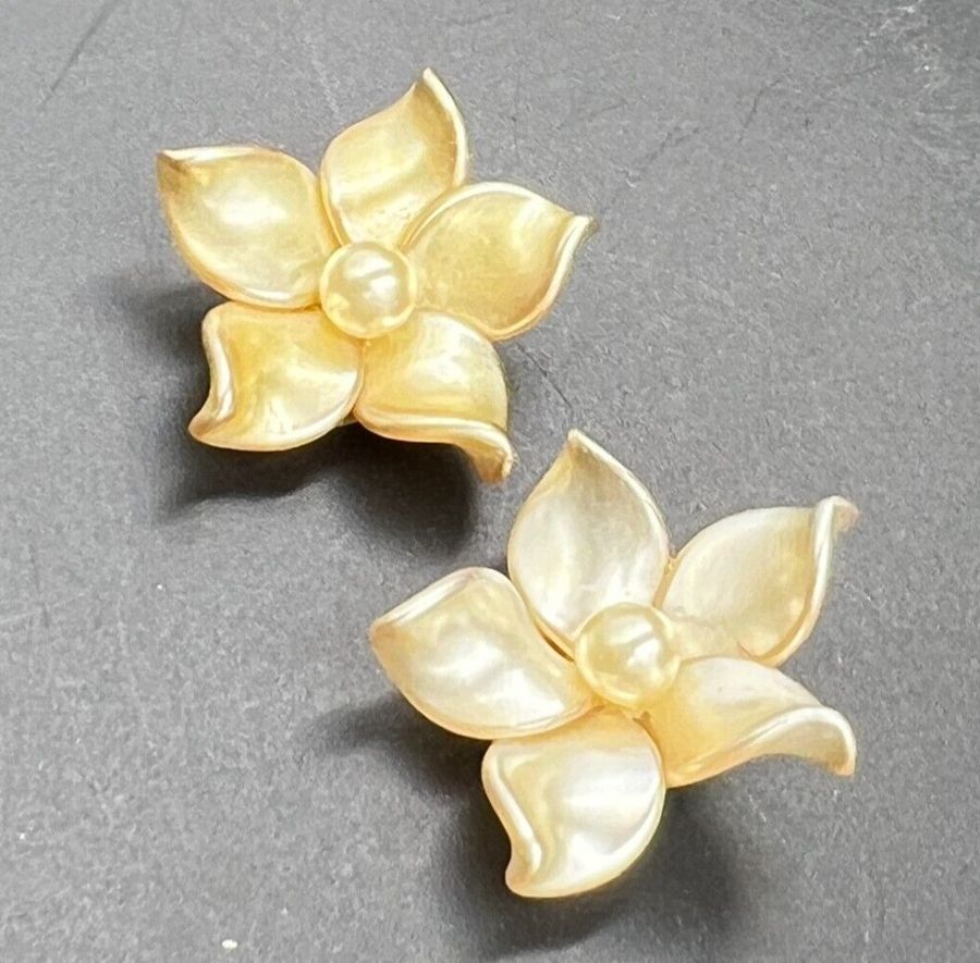 Antique Vintage Bakelite Earrings Clip On Flower with Central Pearl