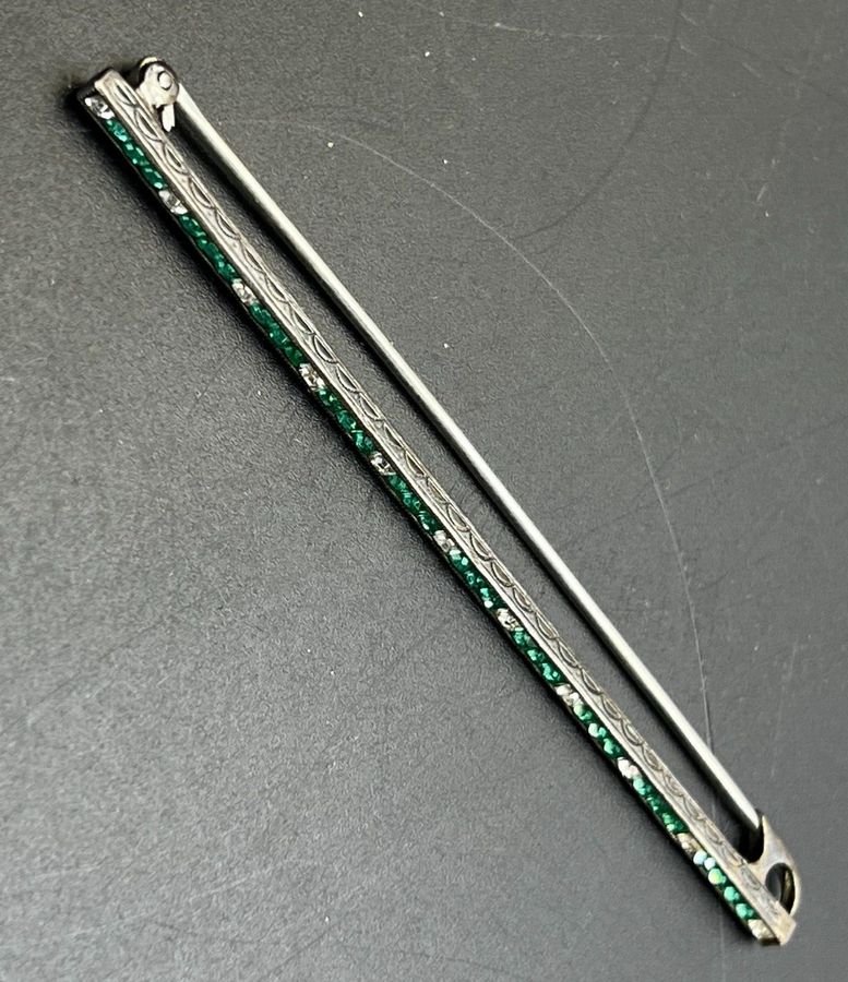 Antique Antique Art Deco Czech Green & Clear  EX Long 935 Silver Bar Brooch