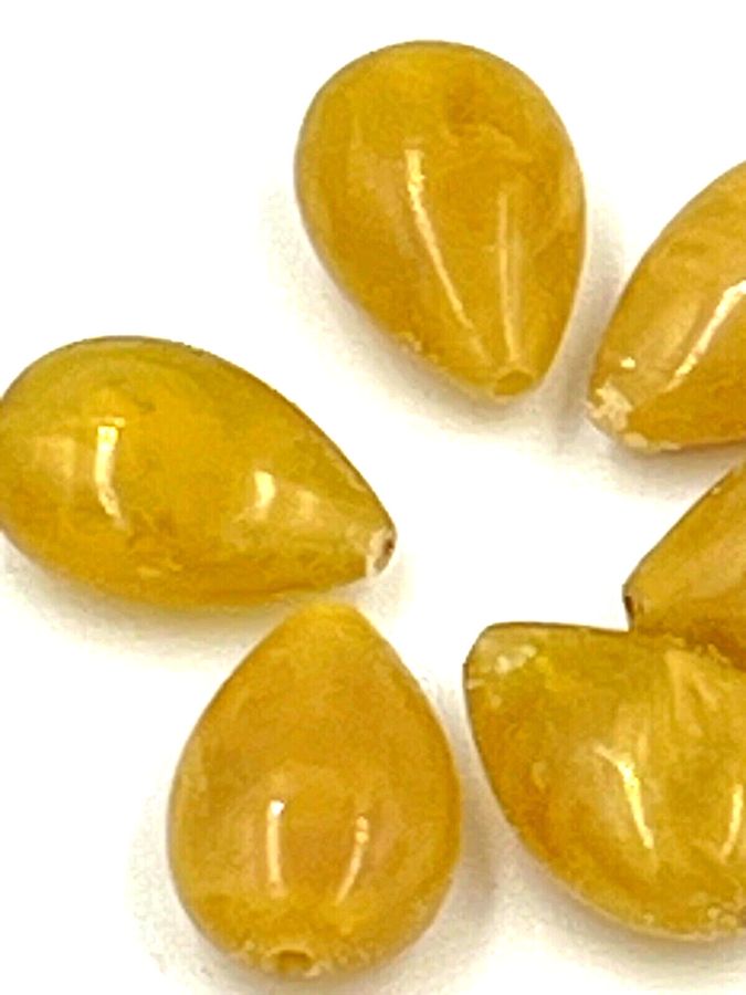 Antique Antique Natural Deep Yellow Amber Teardrop Shaped Beads 6 Beads