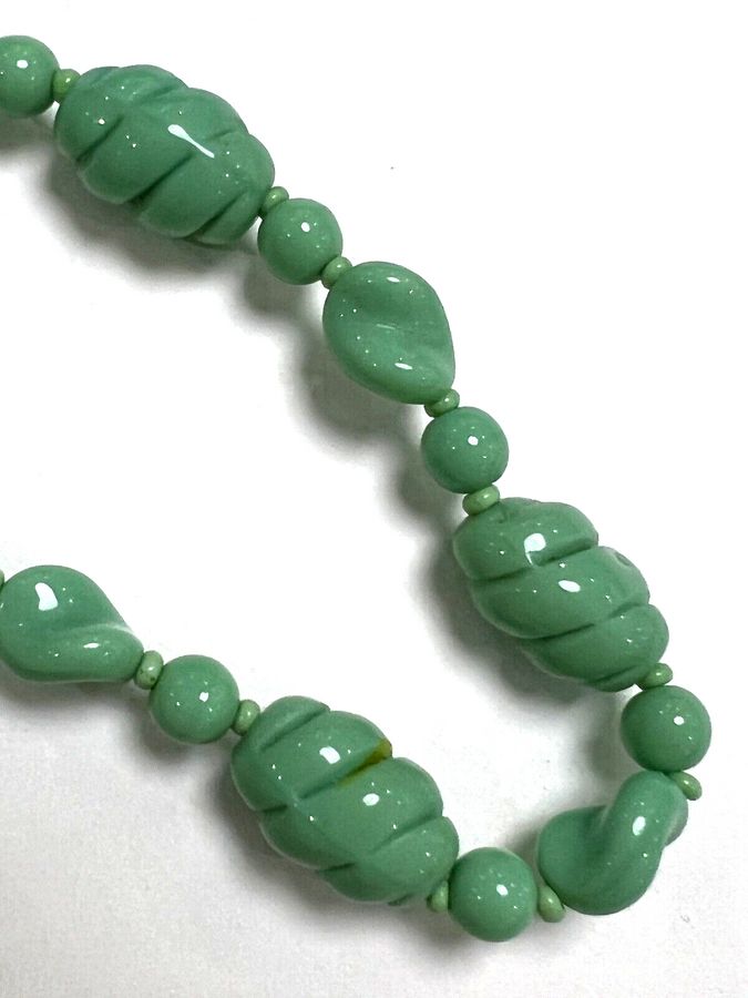 Antique Antique  Art Deco Czech Green Necklace Choker 1920-30s