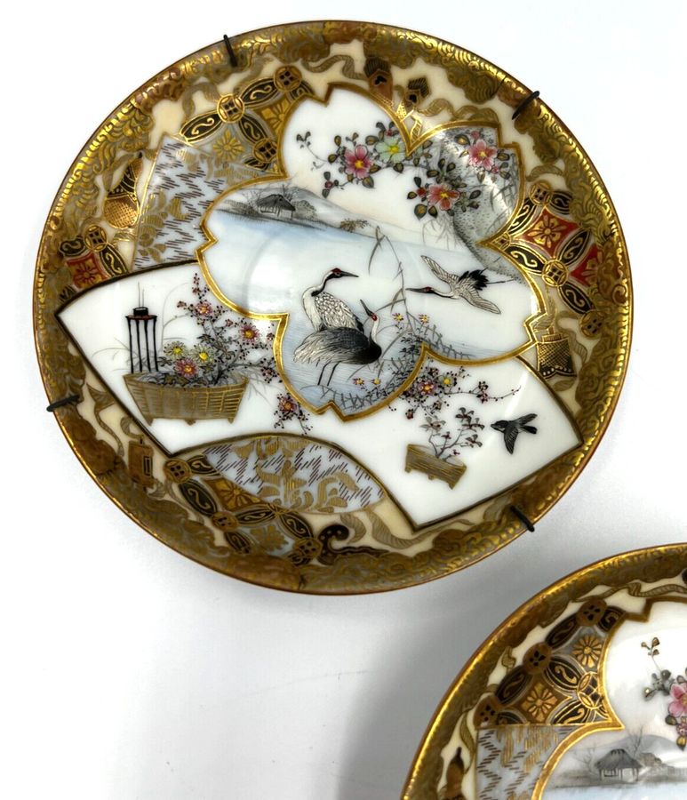 Antique Antique Art Deco Japanese Chinese Hand Painted Pair of  Hanging Wall Plates