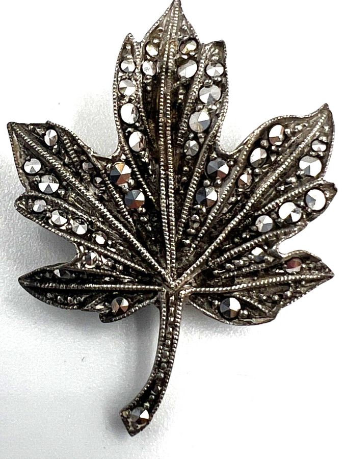 Antique Antique Art Deco Silver Leaf Brooch Set with Marcasite