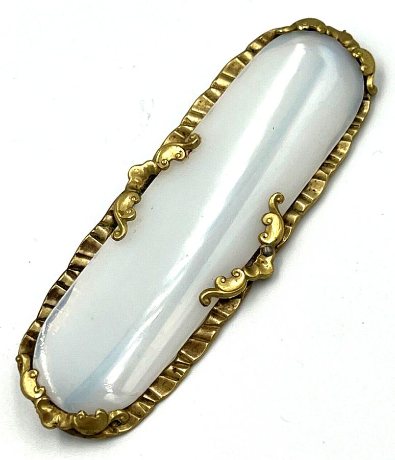 Antique Rare Antique Victorian Brooch 14CT Gold and Chalcedony  Large