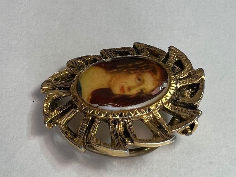 Antique Vintage Scarf Ring Portrait of Victorian Lady