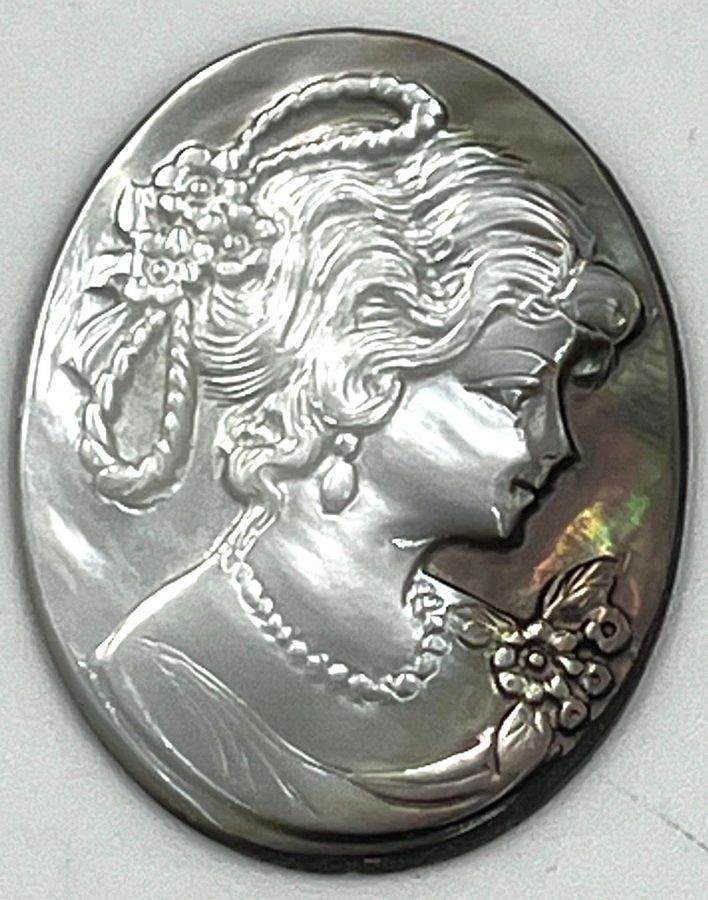 Antique Art Nouveau Mother of Pearl Shell Cameo Italian Circa 1910