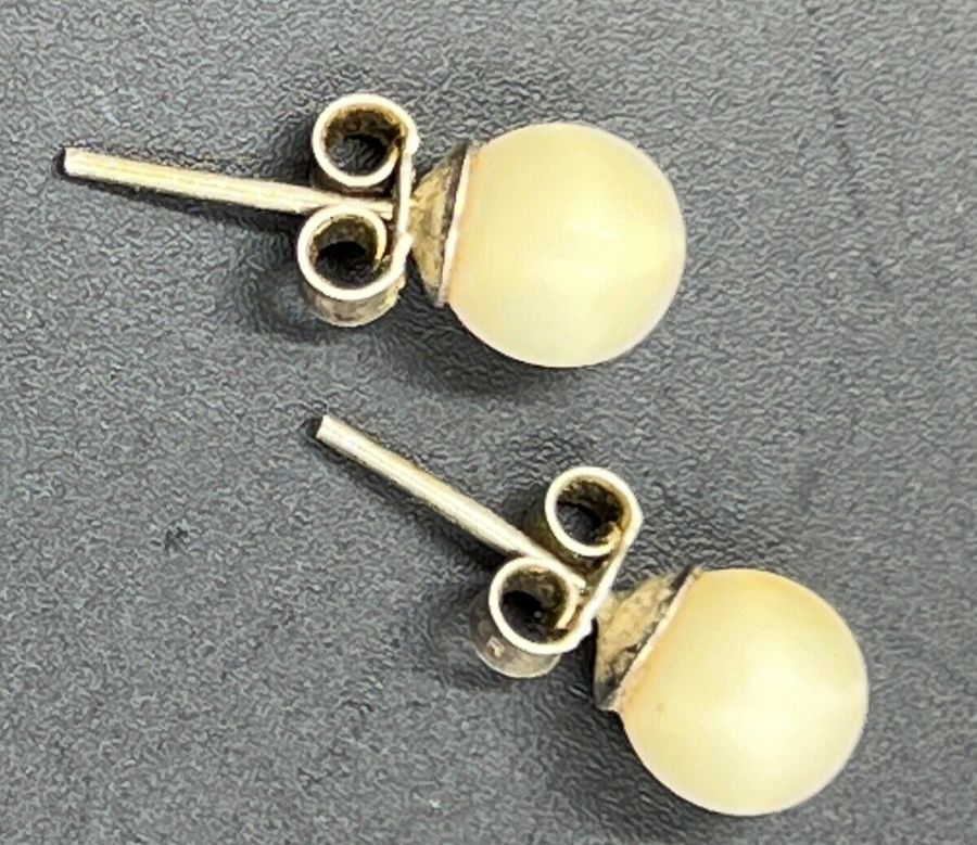 Antique Vintage Bakelite  Earrings Studs  Silver Backs