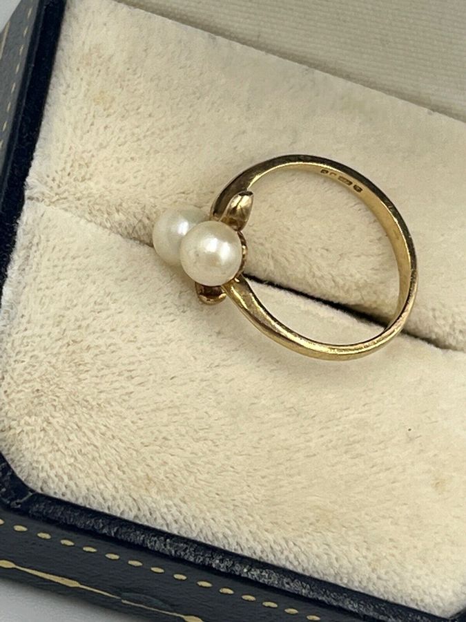 Antique A Good 9CT Gold Ring Set with 2 Natural Pearls Vintage Size L 1/2