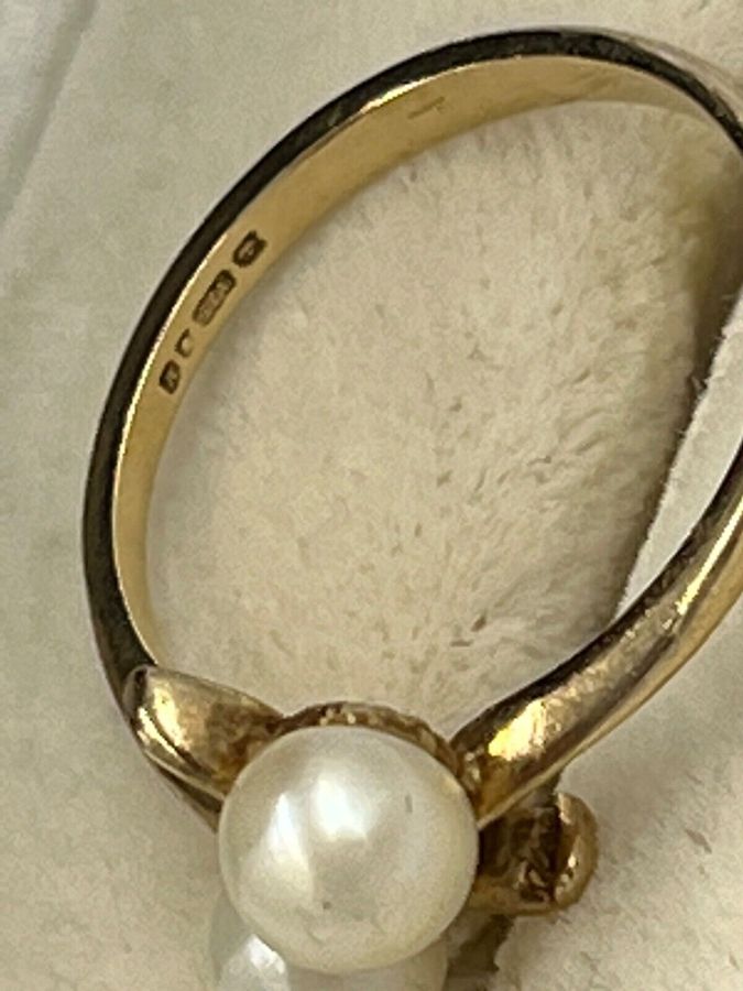 Antique A Good 9CT Gold Ring Set with 2 Natural Pearls Vintage Size L 1/2