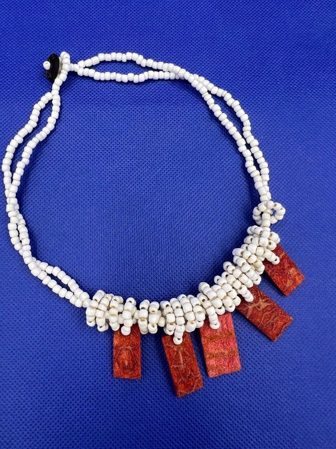 Antique Antique Art Deco Milk Glass & Natural Coral Necklace Choker  1920-1930s