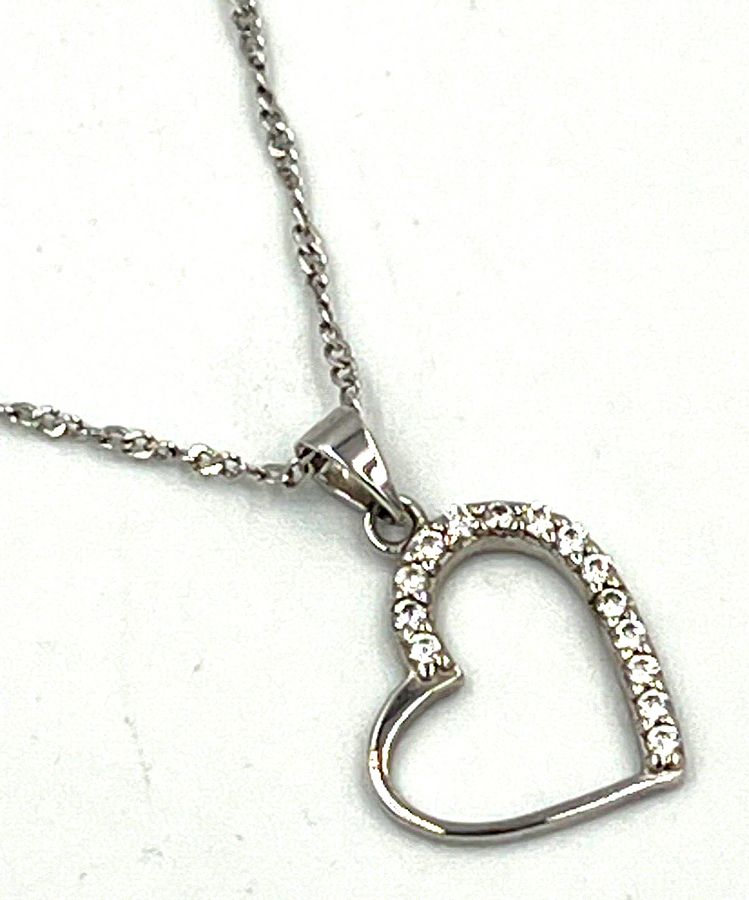 Antique Vintage Sterling Silver Heart Pendant Gemstone set on Sterling Silver Chain