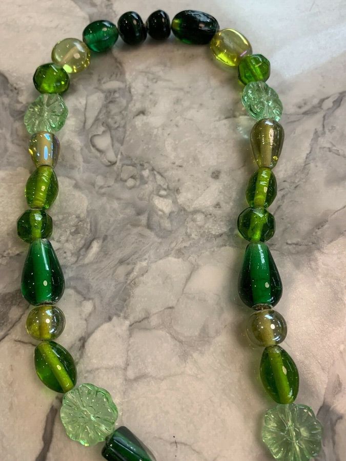 Antique Antique Vintage Art Deco Czech Green Necklace