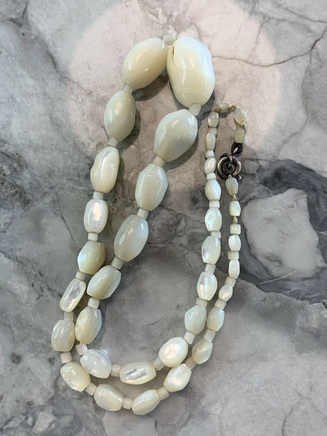 Antique Vintage Art Deco Mother of Pearl Necklace Choker  Graduated Carved Beads