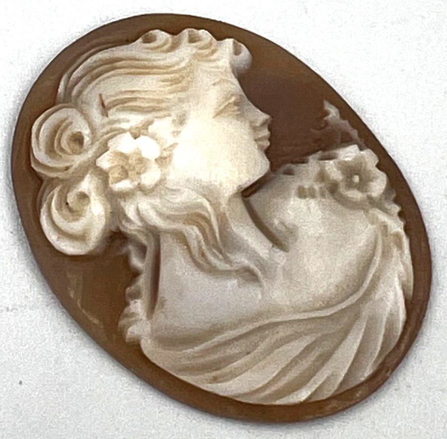 Antique Antique Art Nouveau High Relief Shell Cameo Italian Circa 1910