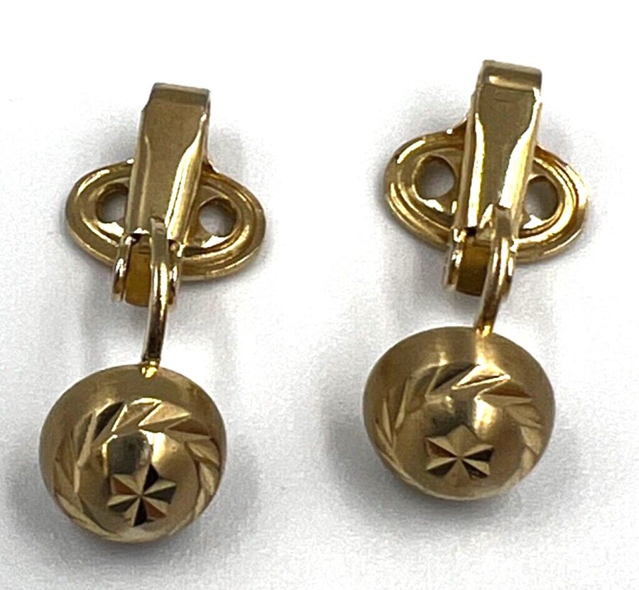 Antique Vintage Gold Tone Clip on Earrings