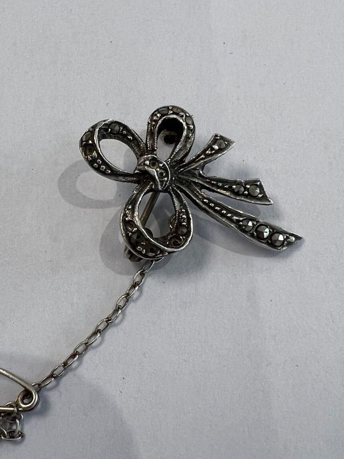 Antique Solid Silver Hallmarked Brooch Pin with Safety Chain