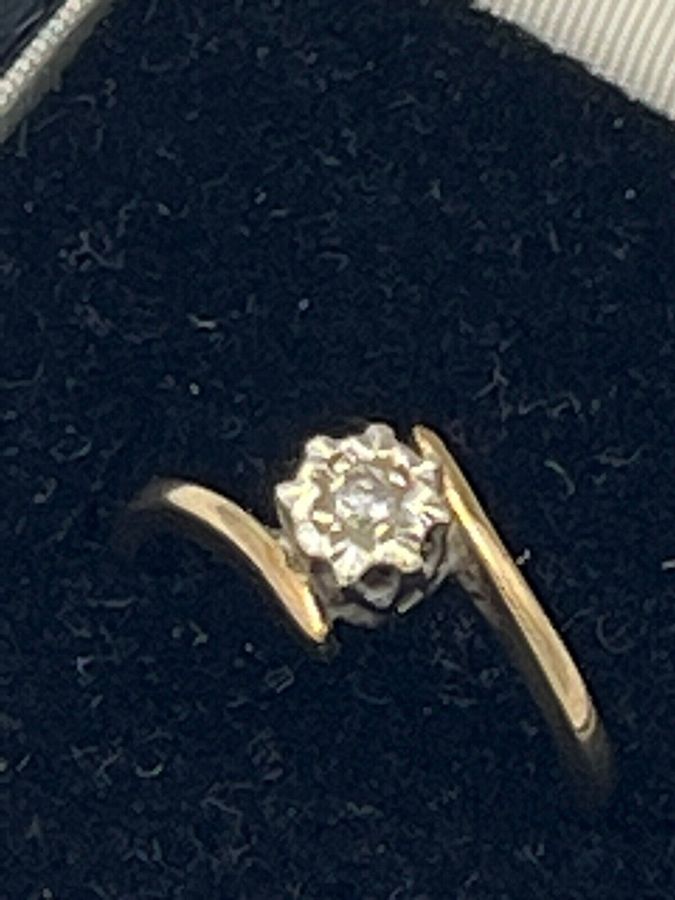 Antique 9CT Gold Solitaire Ring Set with a Diamond  Vintage