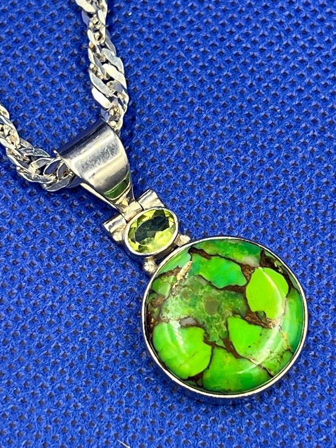 Antique Vintage Sterling Silver Thick Fancy Chain & Pendant  Jasper & Peridot Gemstones