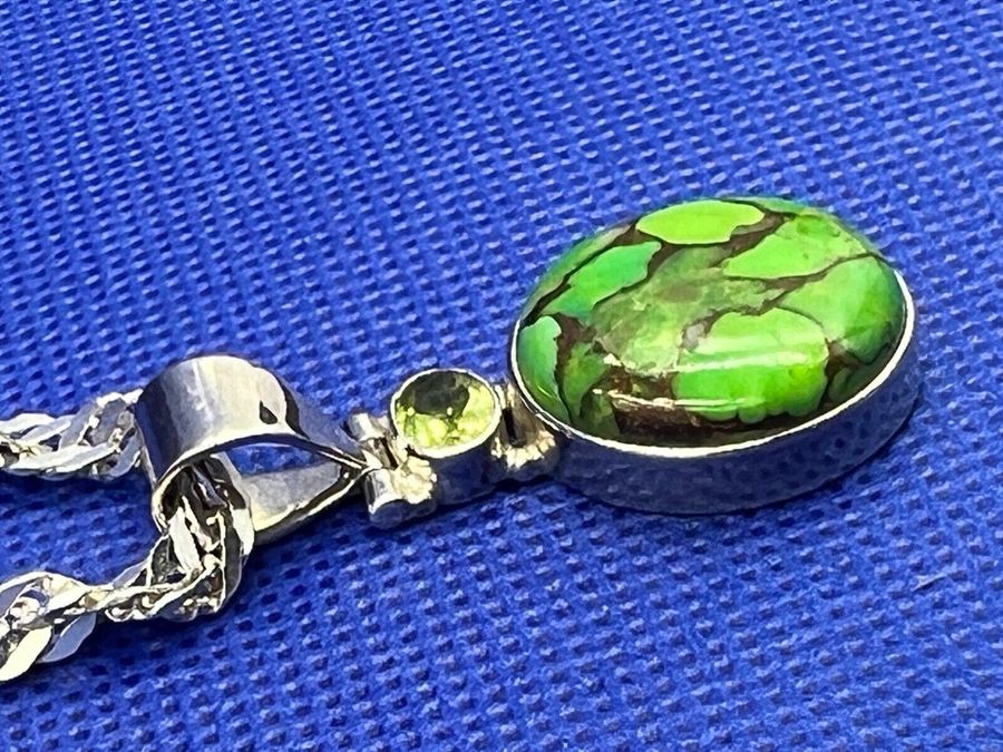 Antique Vintage Sterling Silver Thick Fancy Chain & Pendant  Jasper & Peridot Gemstones