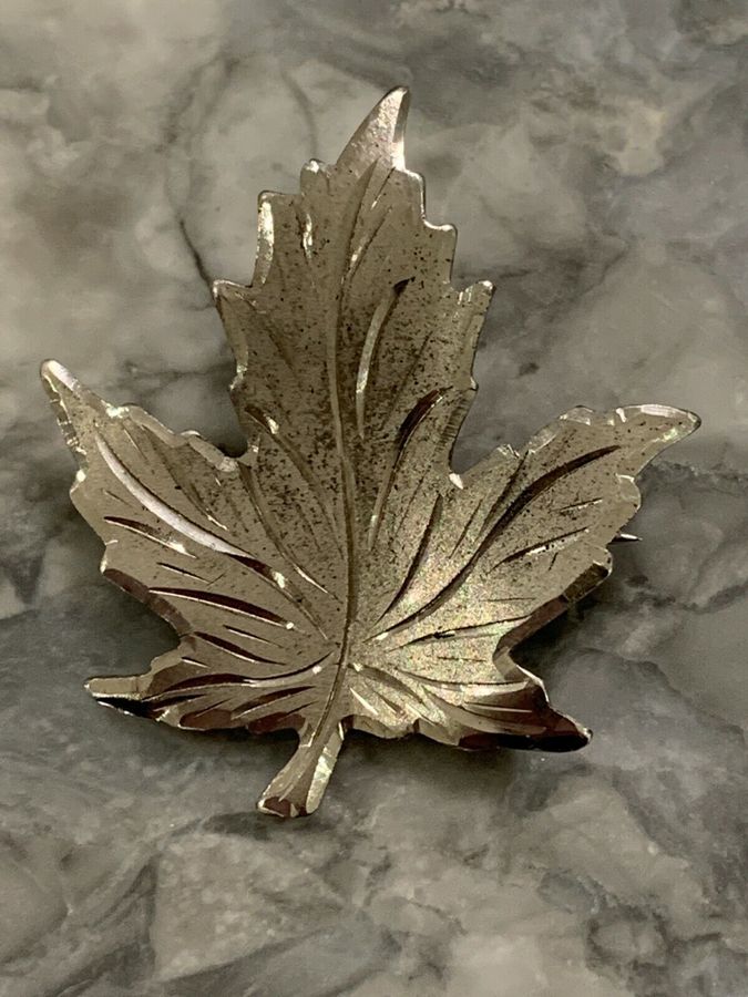 Antique Vintage Art Deco Solid Silver Leaf Brooch Pin Hallmarked