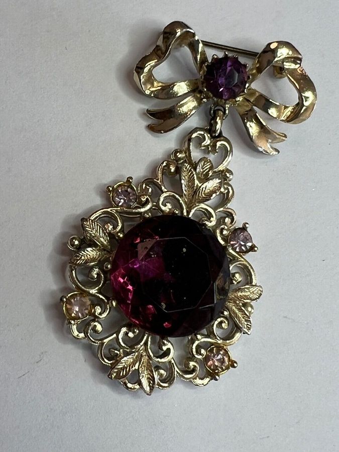 Antique Vintage 'Exquisite' Drop Brooch Pin Large Set with Amethyst Foiled Back