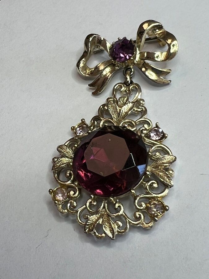 Antique Vintage 'Exquisite' Drop Brooch Pin Large Set with Amethyst Foiled Back