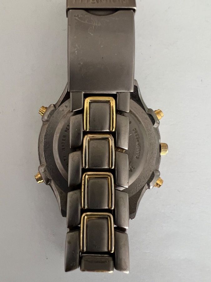 Antique Louis Dino men wristwatch withTitanium Strap.