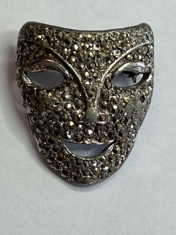 Antique Vintage Comedy and Tragedy Masks Brooch Pin Diamante