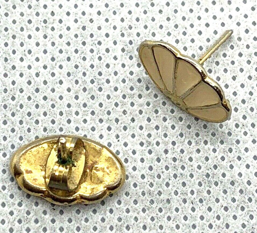 Antique Vintage Art Deco Enamelled Stud Earrings In the form of Shells