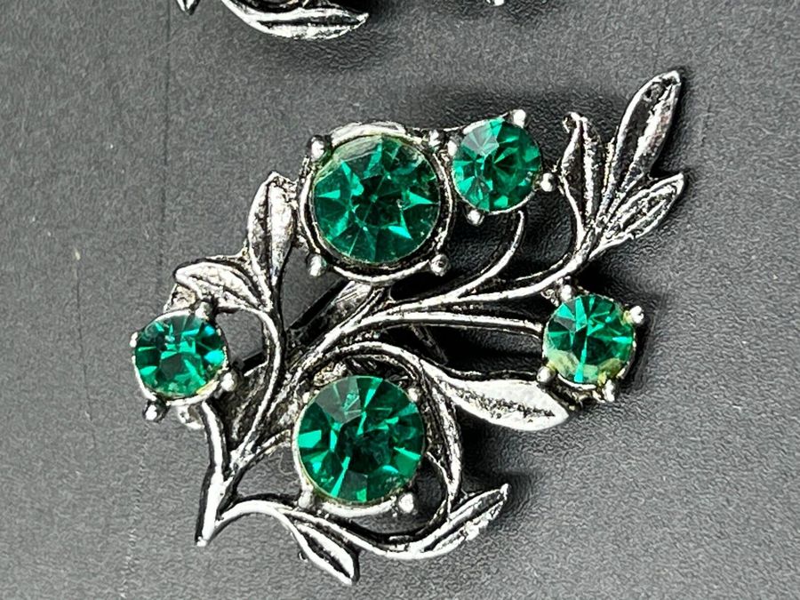 Antique Vintage Large Czech Green Earrings Clip On Leaf Shaped