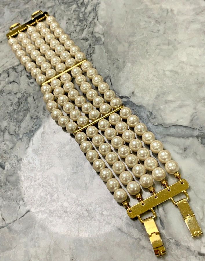 Antique Pearl Bracelet with Unusual Clasp