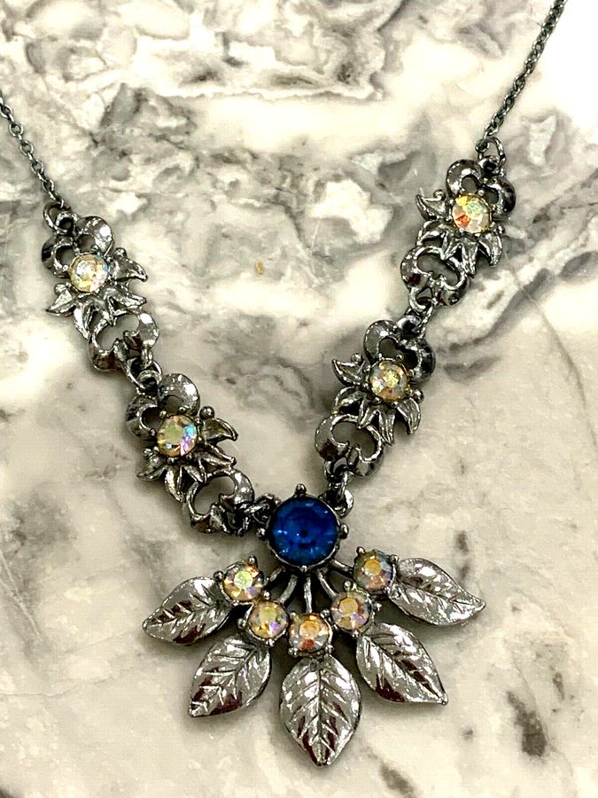 Antique Vintage Art Deco Necklace set with Aurora Borealis Stones and Czech Blue