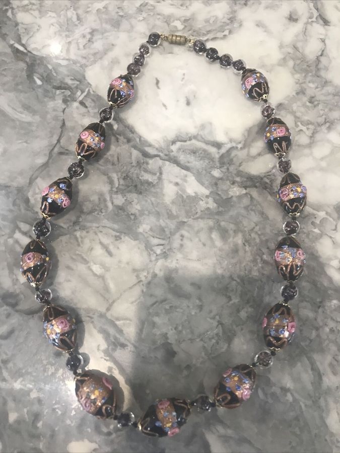 Antique Venetian Wedding Cake Glass Necklace